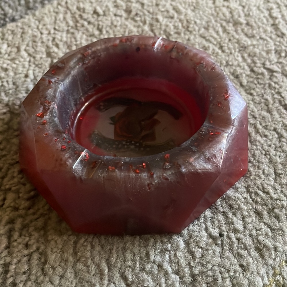 Ashtray - Picture 2 of 2
